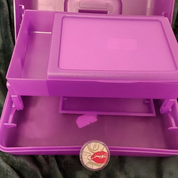 CABOODLES VINTAGE MAKEUP CASE ORGANIZER WITH MIRROR KISS LIP LATCH - Picture 15 of 16